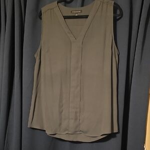 Banana Republic Sleeveless Blouse with V-Neckline